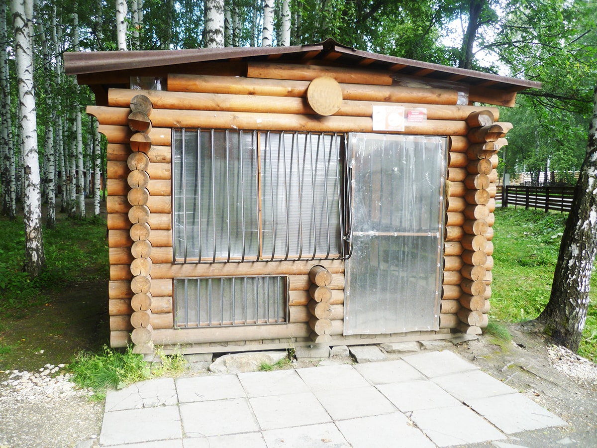 Крытая беседка из бруса