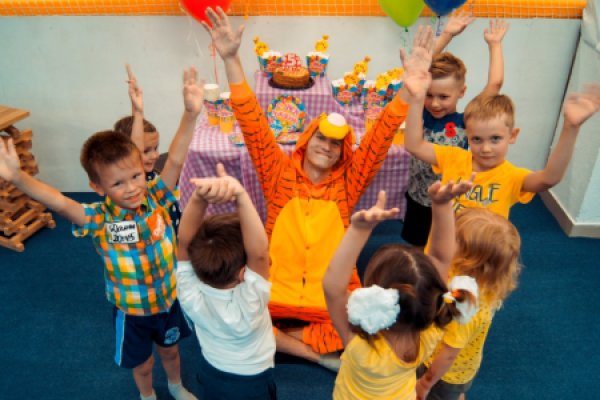 База героев