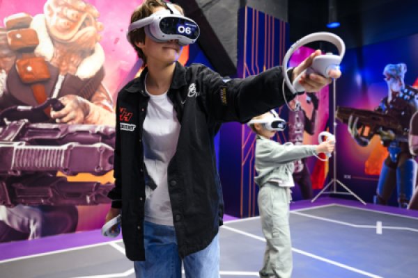 Metaforce в Фан Фане